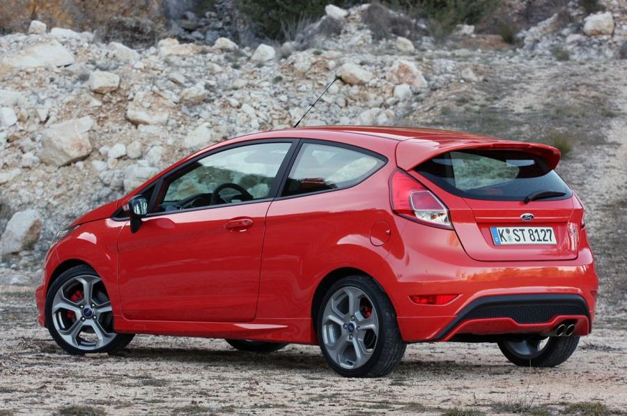  Ford Fiesta ST 2014 года  (фото 51 из 66)
